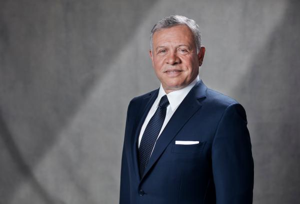 رئيس وأعضاء النقابة العامة للعاملين في المناجم والتعدين يهنئون  الملك بنجاح العملية الجراحية