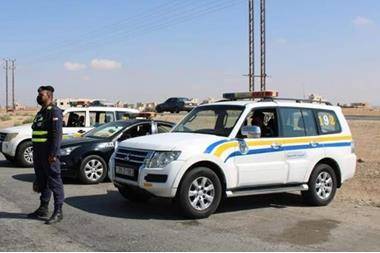 ضبط مركبات تسير بسرعات عالية على الطرق الخارجية