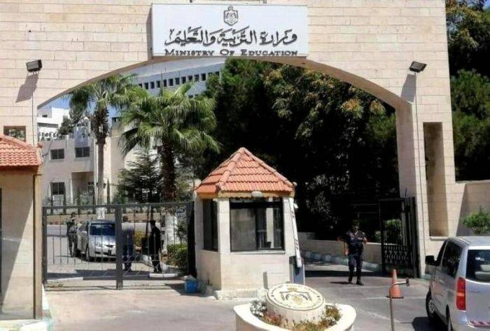 قبيلات تؤكد دور الإدارة المدرسية والمعلمين بالكشف عن المواهب وصقلها