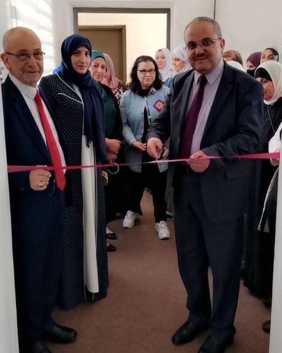 عبيدات يفتتح بازاراً خيرياً في المركز السعودي لتأهيل وتدريب الكفيفات...صور