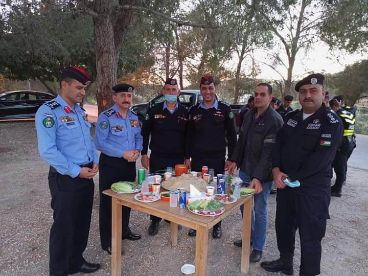 العميد محمد النسور ينقل تحيات مدير الأمن العام للعاملين في الميدان