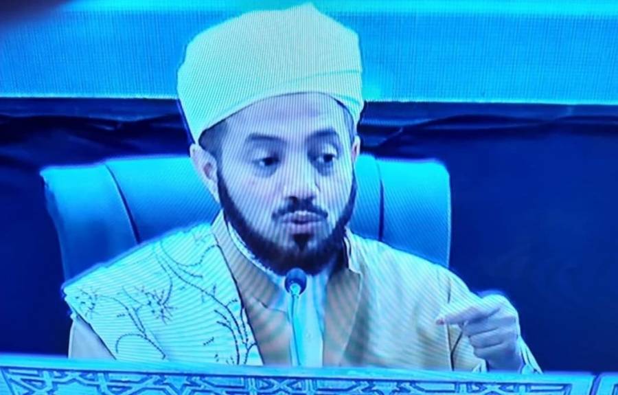 العموش : تذاكر وفنادق وشيك مالي لهؤلاء الخطباء