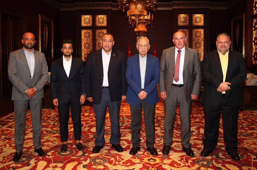 العيسوي يلتقي وفدًا من جمعية العقبة للغوص