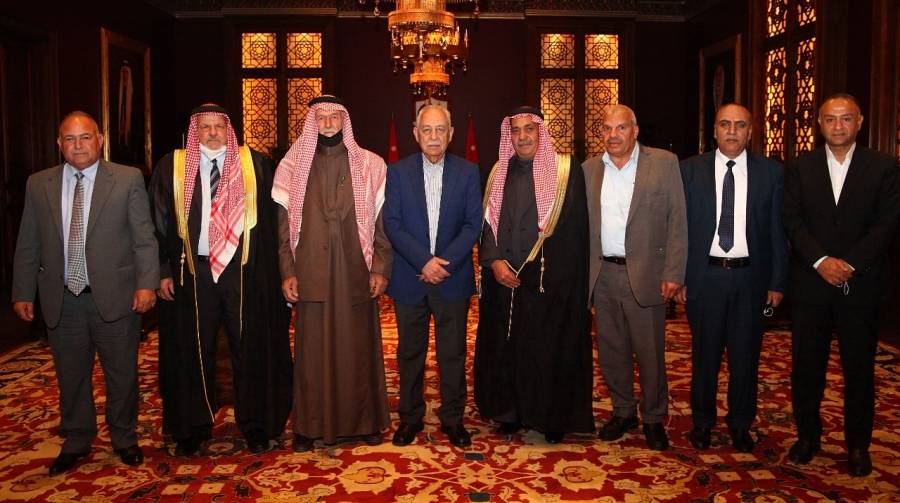 العيسوي يلتقي عددًا من الوفود في الديوان الملكي الهاشمي ...صور