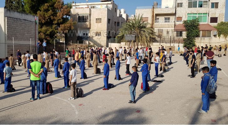 الطفيلة: تحويل التعليم في جميع المدارس للدراسة عن بُعد