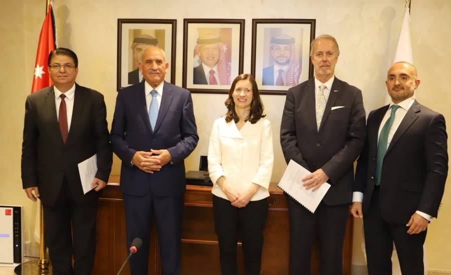 الفوسفات توقع اتفاقية مع شركة بريطانية لإنشاء محطة تحلية للمياه الصناعية