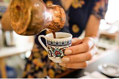 الغذاء والدواء لمرضى الضغط: تجنبوا الكافيين