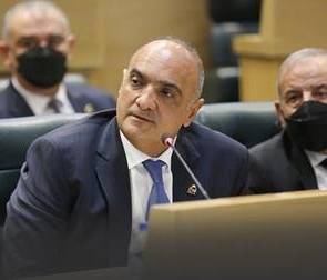 الخصاونة: مقبلون على استقطاب استثمارات كبرى