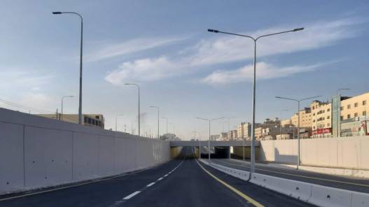 وزارة الأشغال مستعدة لحل أي عائق يواجه سير عمل مشروع الباص سريع التردد