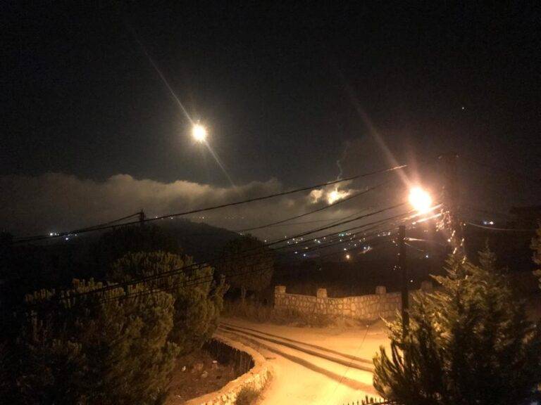 قصف من جنوب لبنان يستهدف شمال الأراضي المحتلة وجيش الإحتلال يرد