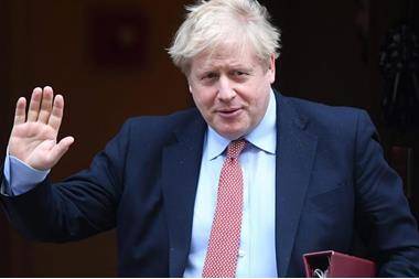 بريطانيا.. تقرير قد يجبر جونسون على الاستقالة