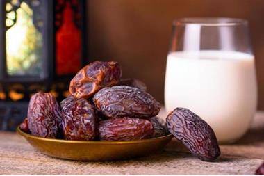 نصيحة من الدفاع المدني للصائمين قبل البدء بتناول الإفطار