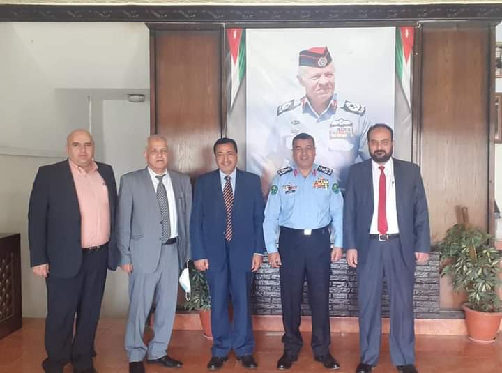 وفد من كلية الحصن الجامعية يزرون مدرية شرطة إربد
