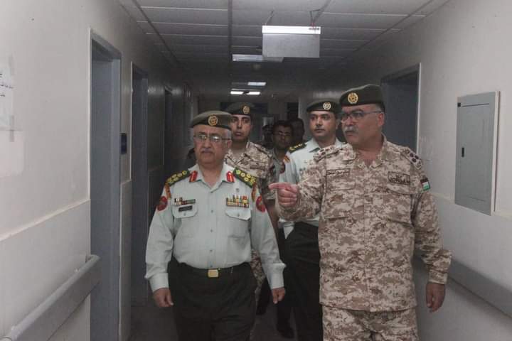 مستشفى الأمير علي بن الحسين العسكري يقيم  مأدبة إفطار لمرتباته _صور