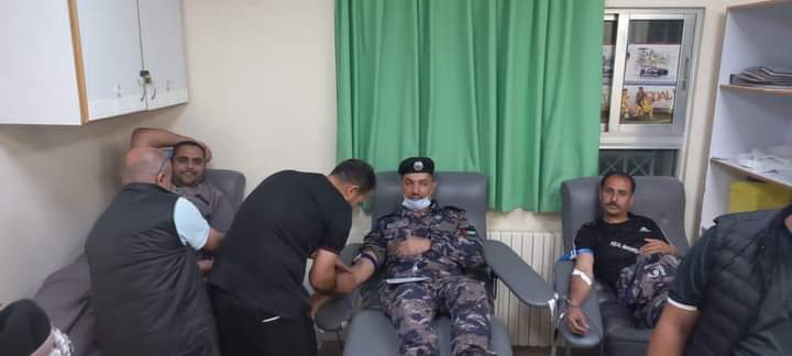 شرطة معان تلبى ندا عاجل بتبرع بدام الحالات طارئه نتيجة حادث سير