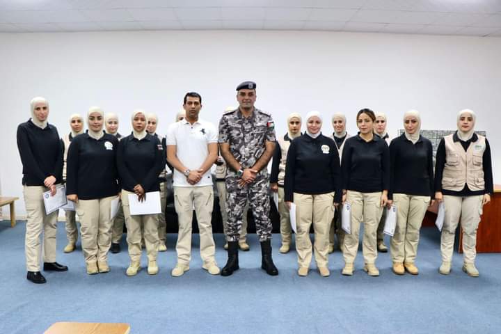 تخريج دورة امن الملاعب الاستثنائية الخاصة بالشرطة النسائية_صور