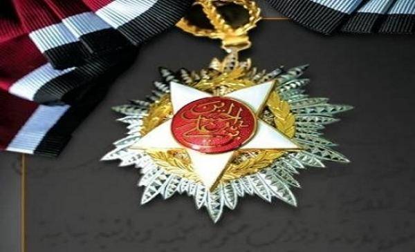 ارادات ملكية بمنح وسام والسماح للزعبي والحواري بحمل أوسمة