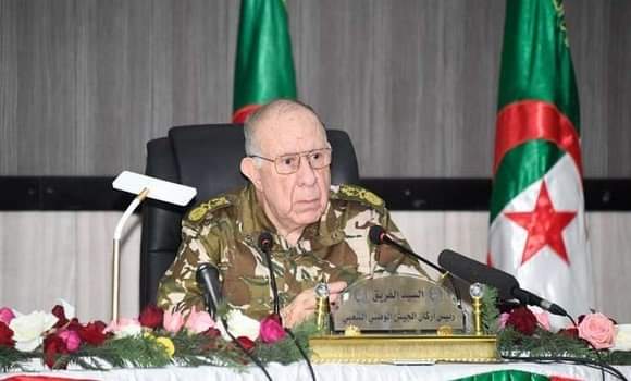 رئيس أركان الجيش الجزائري سيبقى الجيش على الدوام الحامي لحدود الوطن والساهر على أمنه واستقراره