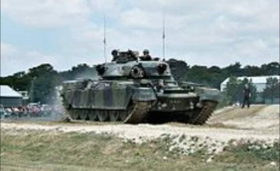 نشر قوات عسكرية بريطانية شرق أوروبا هي الأكبر منذ الحرب الباردة