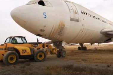 أول طائرة يتم تحويلها إلى مطعم تصل إربد