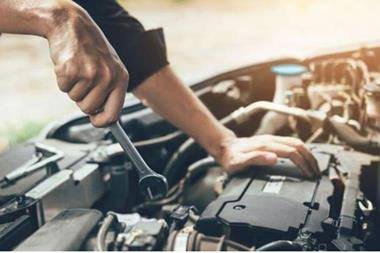 عمال الميكانيك: اوضاعنا صعبة في ظل غياب حقوقنا العمالية