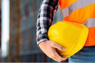 الأردنيون يحتفلون الأحد بعيد العمال وسط معدل بطالة 23.3