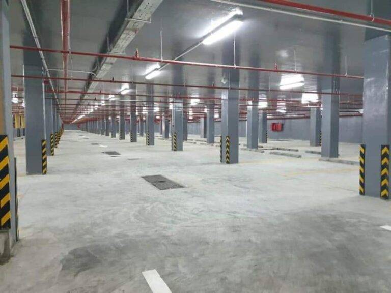 العقبة ..بدء تشغيل موقف السيارات في المنطقة التجارية الثالثة