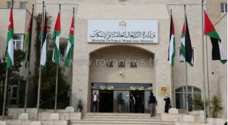 الأشغال: جميع الطرق الخارجية سالكة باستثناء الصحراوي سالك بحذر بسبب الغبار