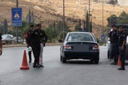 ضبط مركبة ديانا على متنها 22 شخصاً  تفاصيل