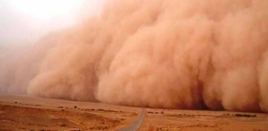 أكثر من 1000 حالة اختناق جراء عاصفة ترابية جديدة تضرب العراق