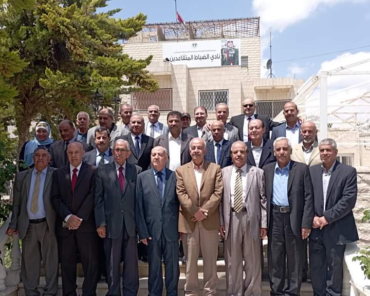 اللجنة الوطنية للعسكريين السابقين تهنئ الوطن وقائده بعيد الفطر السعيد...صور