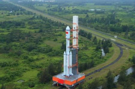 الصين تطلق مركبة الشحن الفضائية تيانتشو4