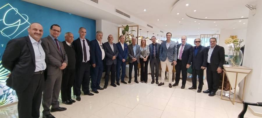 مذكرة تفاهم بين صناعة الأردن والكنفدرالية الجزائرية بهدف دعم التجارة البينية بين البلدين