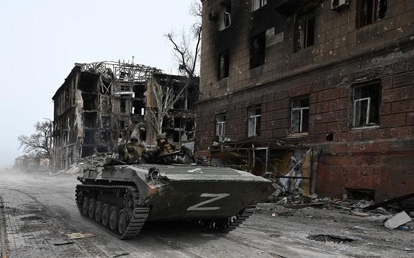 أكثر من ألف جندي أوكراني بمصنع آزوفستال