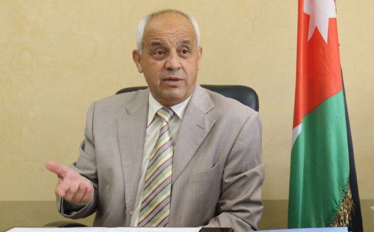 المومني : أُحذر من زيادة حالات الانتحار في الأردن
