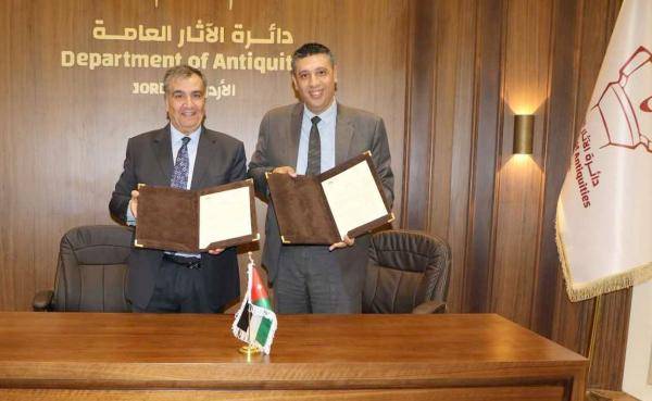 اتفاقية تعاون بين دائرة الآثار العامة وإدارة مهرجان جرش