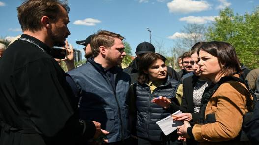 وزيرا خارجية ألمانيا وهولندا في زيارة مفاجئة إلى أوكرانيا