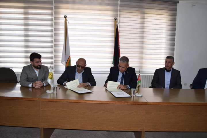 جامعة إربد الأهلية أول جامعة أردنية توقع مذكرة تفاهم مع شركة بروتكنولوجي هوانا للمراقبه الدائمه على جودة الهواء الداخلي لمباني الجامعة