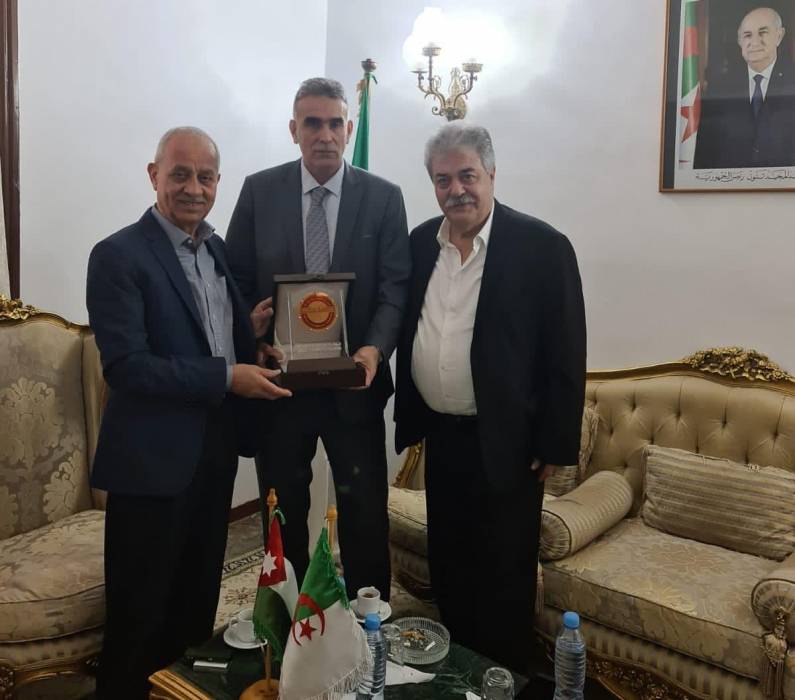 صناعة الأردن تبحث مع الغرفة الجزائرية سبل زيادة التعاون التجاري