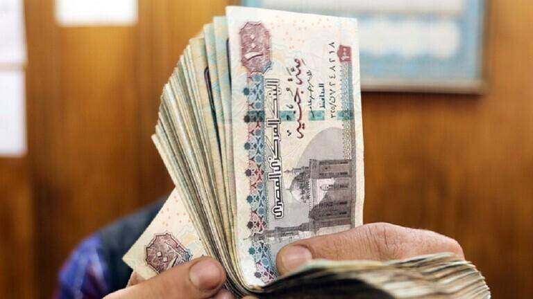 مصر.. محتال يستولي على مبلغ ضخم جداً جنيه ويفر