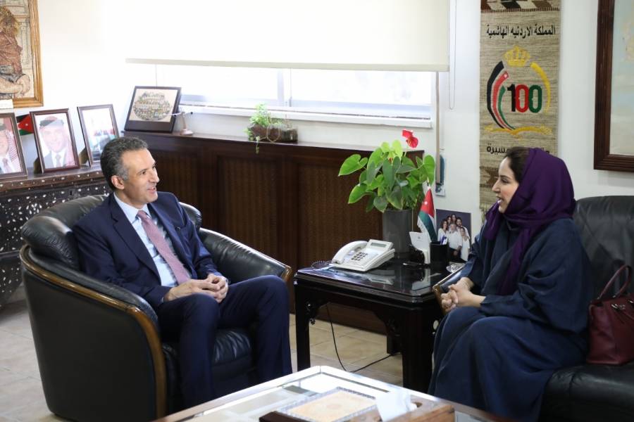 الفايز يلتقي المديرة الإقليمية للشرق الأوسط بمنظمة السياحة العالمية