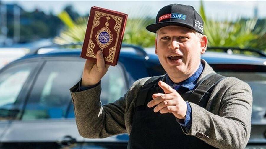 دنماركي متطرف يُقدم على حرق نسخة من القرآن الكريم
