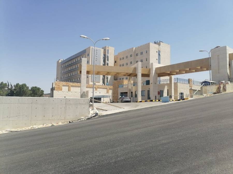 الاشغال تنهي استكمال اعمال الاستلام الجزئي لتوسعة مستشفى الايمان الحكومي ...صور