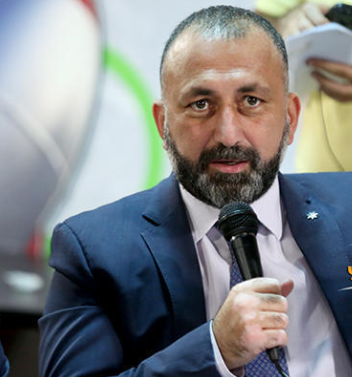 حوامدة: اللجنة المؤقتة رحلت مشكلة زريق وانداي