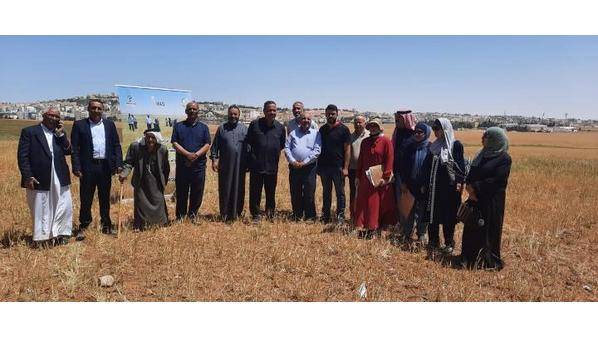 اللجنة الزراعية في مجلس محافظة الكرك تشيد بدور البحوث الزراعية في مواجهة التغيرات المناخية