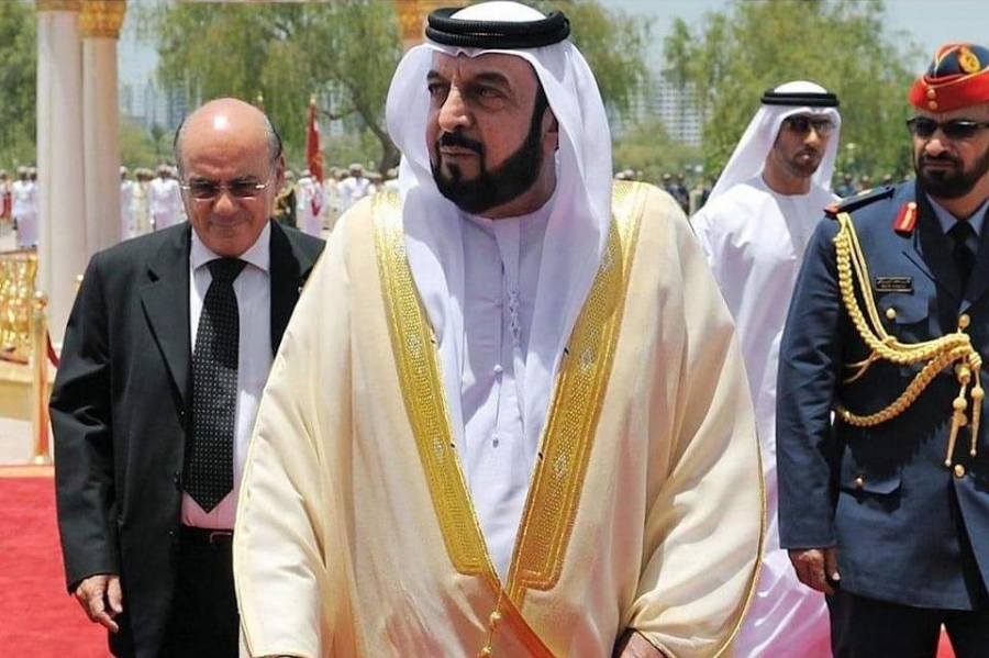 رجل الأعمال حسن الحراسيس يعزي بوفاة الشيخ خليفة بن زايد آل نهيان