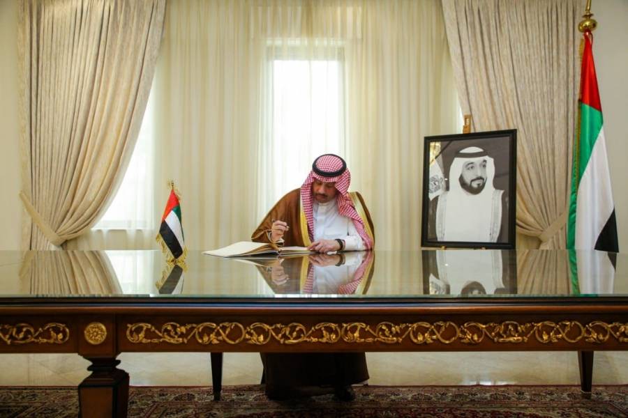 السديري يعزي الشعب الإماراتي بوفاة الشيخ خليفة بن زايد آل نهيان