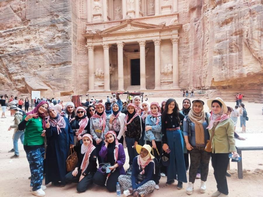 اختتام  الملتقى الوطني للقيادات الكشفية الطبيعية في بيت شباب البتراء _صور