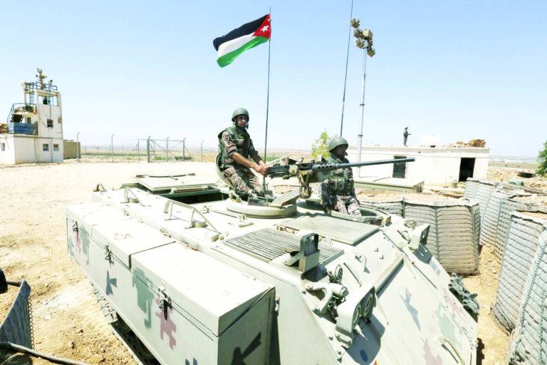 خليفات: قوات سورية غير منضبطة تدعم مهربي المخدرات على حدودنا