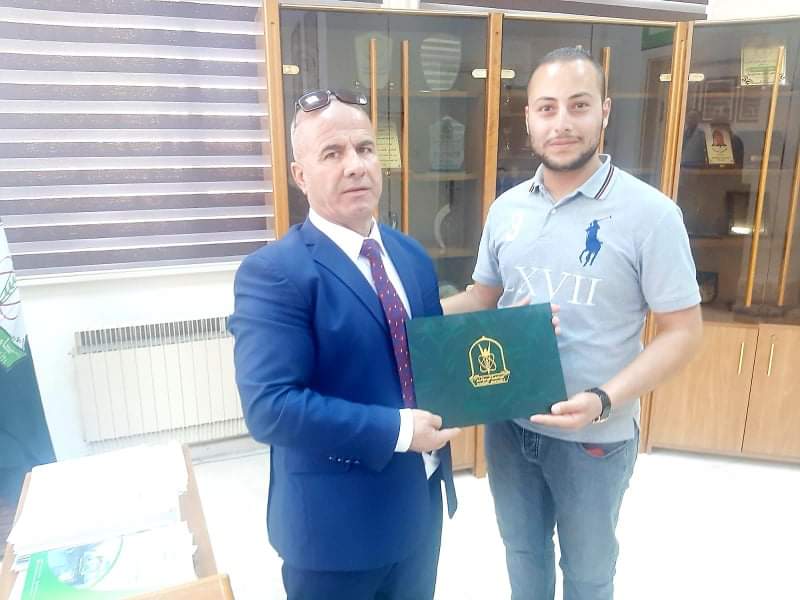 عميد شؤون الطلبة  ذيابات في جامعة اليرموك يعرب عن شكره وتقديره للطالب جعفر العزب